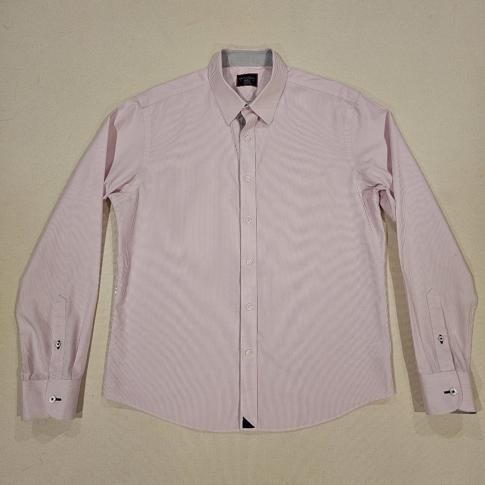 UNTUCKit Wrinkle Free Button Down M - Picture 2 of 5